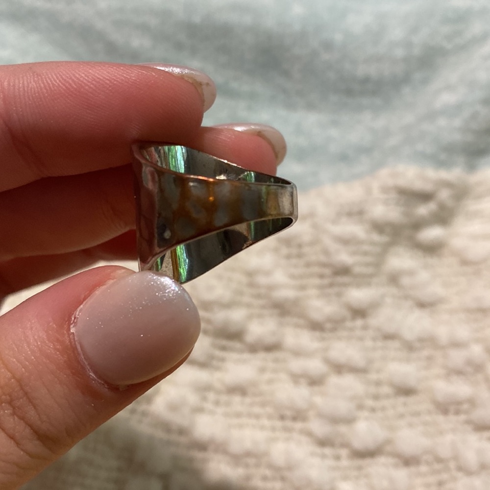 Silver ring - Picture 2 of 2
